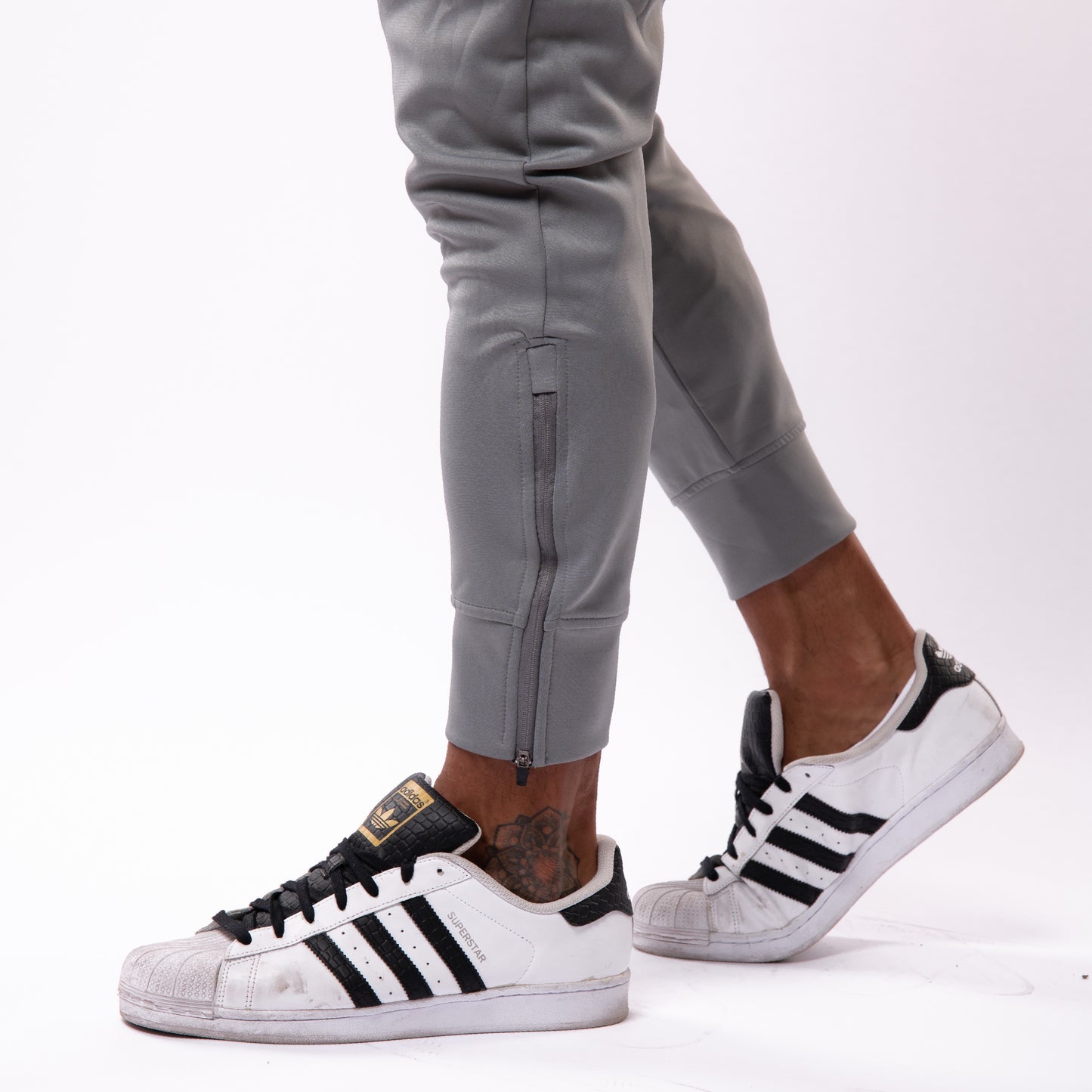 NEO CROWN JOGGER - GREY