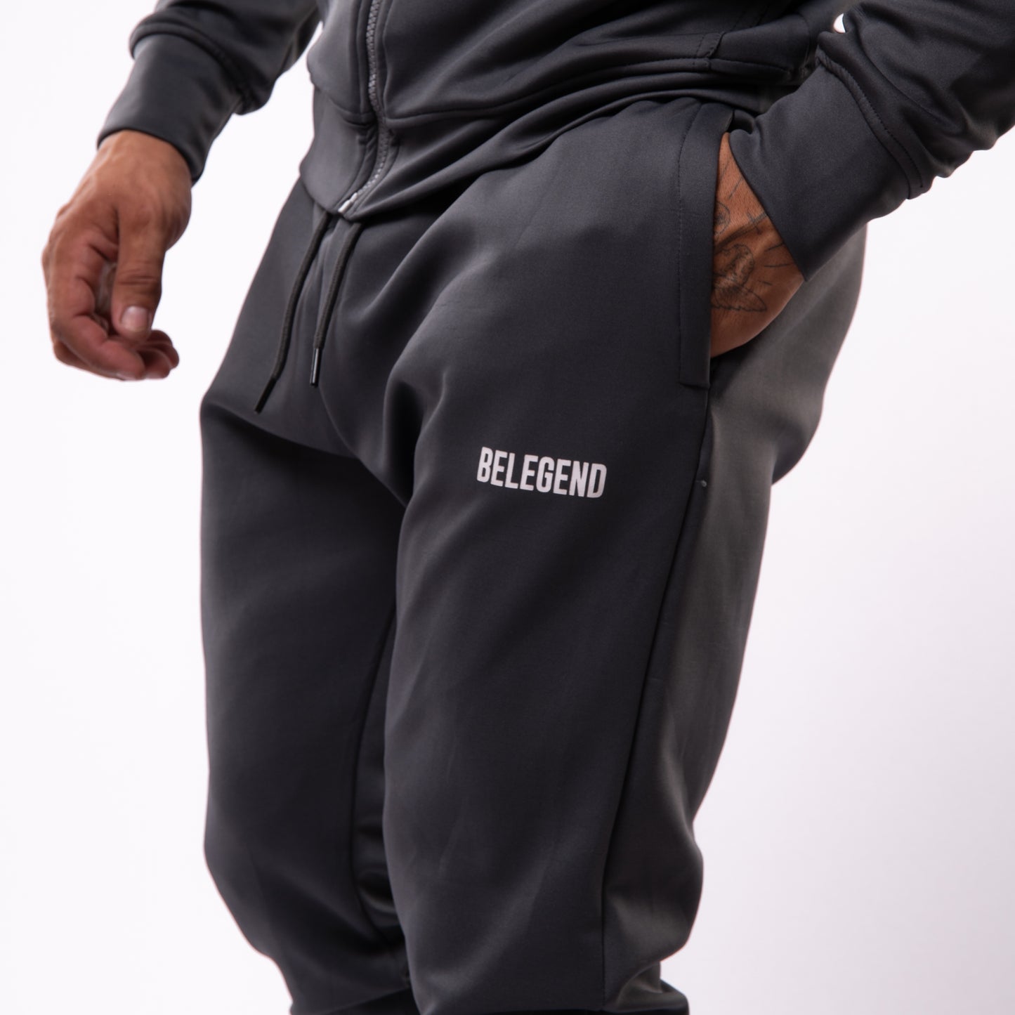 NEO BELEGEND JOGGER - CHARCOAL